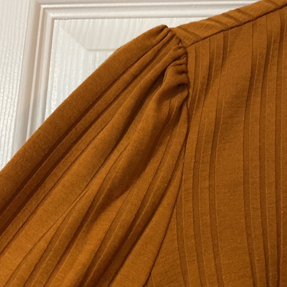 RW&CO Blouse - Picture 3 of 11